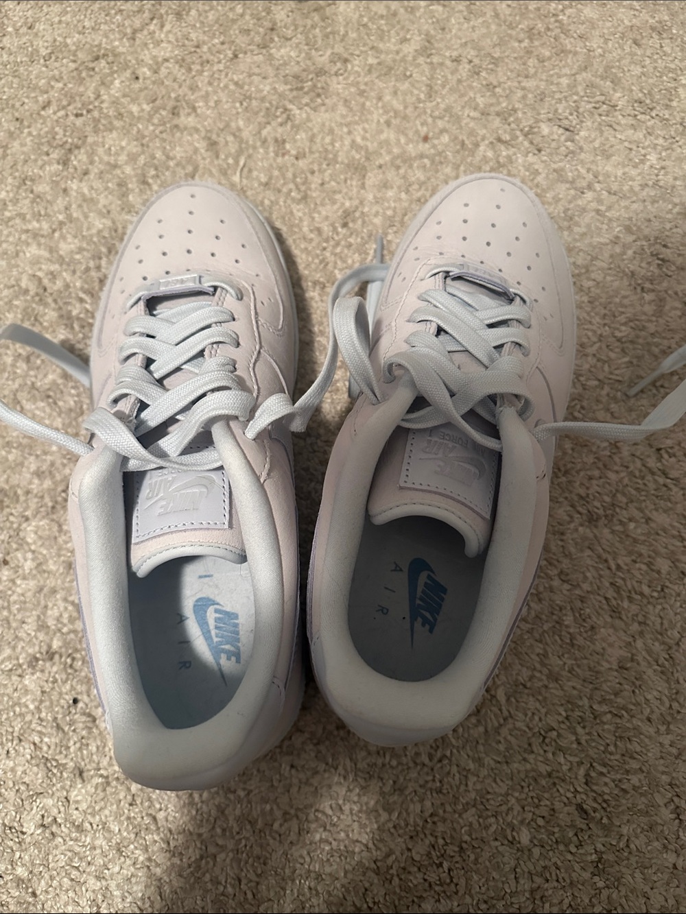 Nike Kids Low-Top Sneakers in White with Light Blue Logo